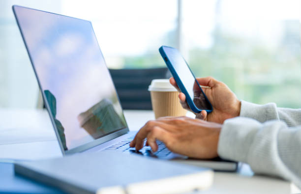 Hybrid Publishing Explained - Pros Hybrid Publishing Explained - Pros